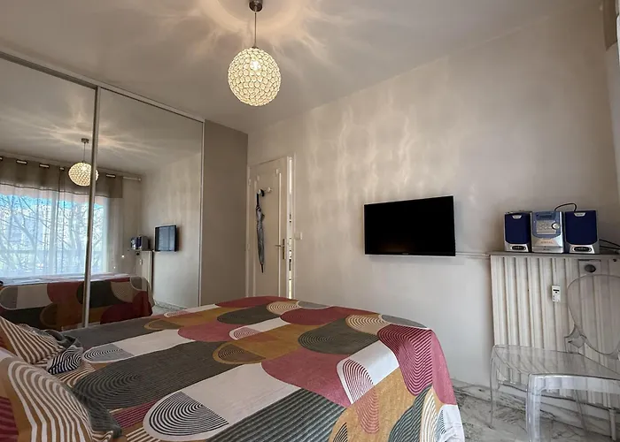 Daire In Near The Martinez - 2351 Cannes