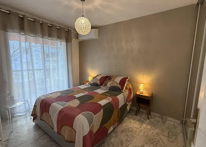 In Near The Martinez - 2351 *